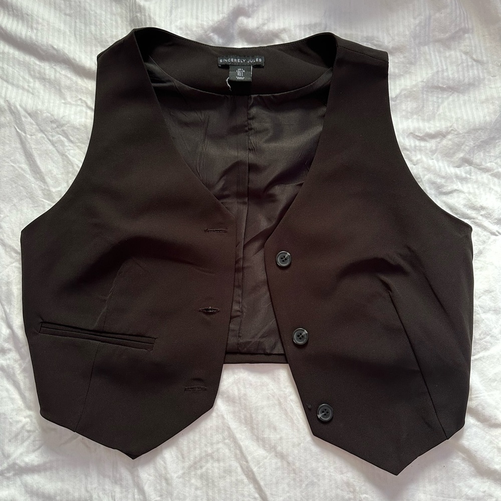Sincerely Jules Black Cropped Suit Vest
